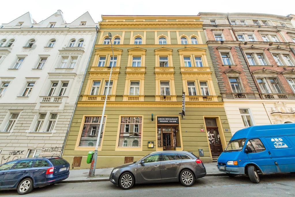 דירות Party Flat In Prague City Center מראה חיצוני תמונה