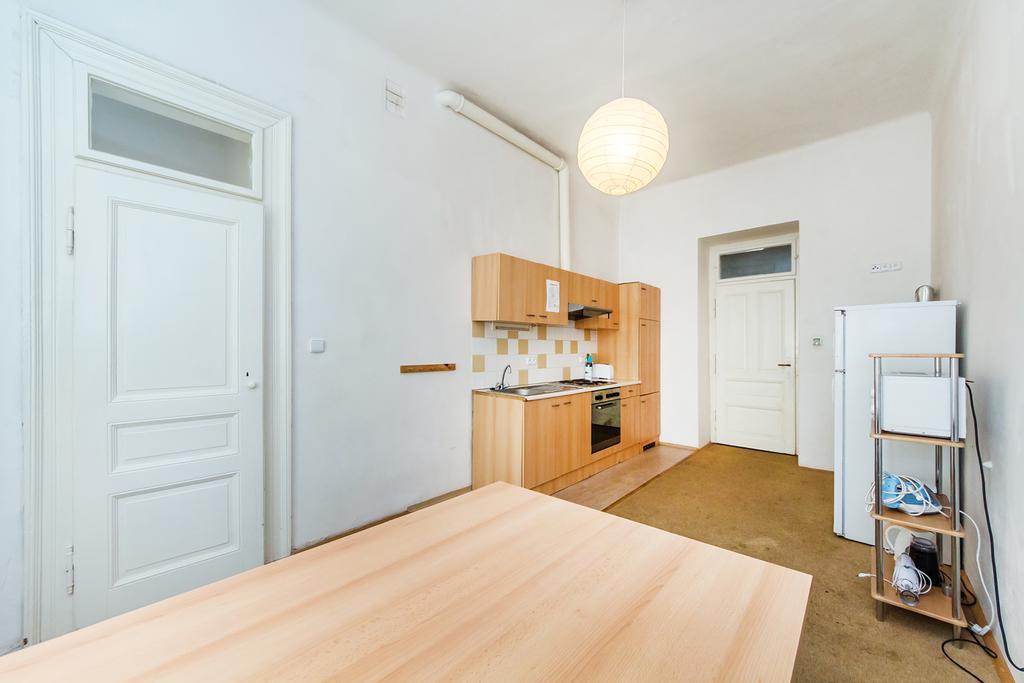 דירות Party Flat In Prague City Center מראה חיצוני תמונה